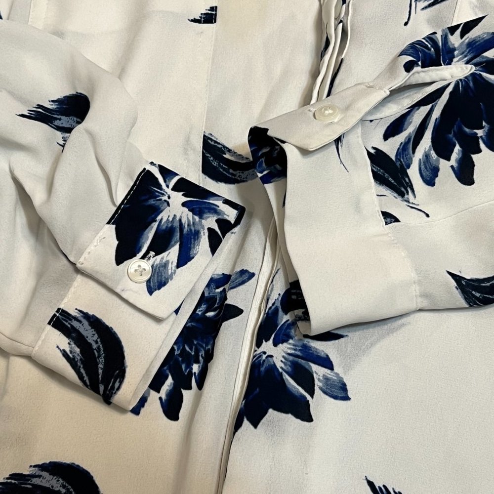 Simply Styled Women's Top Button Down Floral Long Sleeve Size L Blouse Pockets - Picture 3 of 7